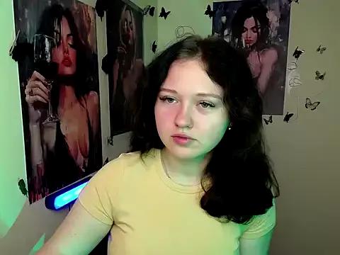 Unleash your urge for fetish cams livestreamers with our pick of steaming hot models, versed in the art of seduction and indulgence.