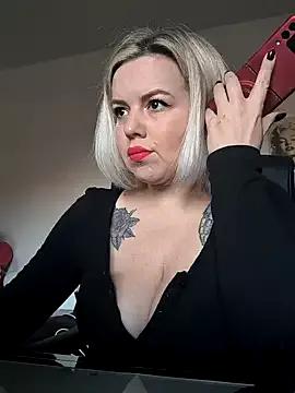 Unleash your urge for fetish cams livestreamers with our pick of steaming hot models, versed in the art of seduction and indulgence.