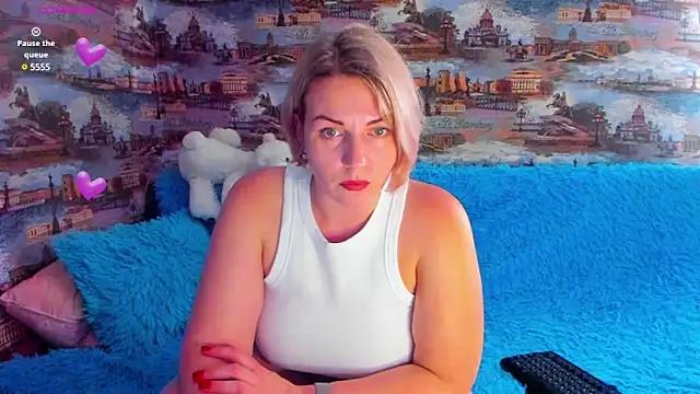 Unleash your urge for fetish cams livestreamers with our pick of steaming hot models, versed in the art of seduction and indulgence.