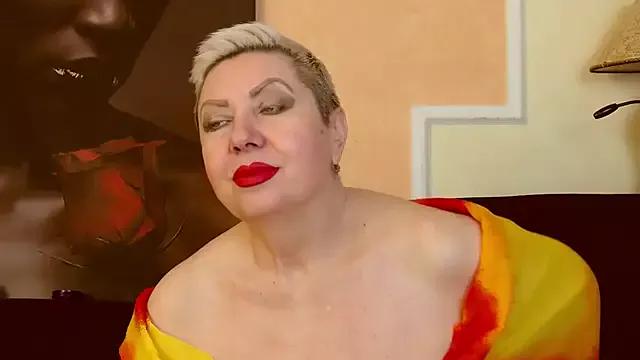 Unleash your urge for fetish cams livestreamers with our pick of steaming hot models, versed in the art of seduction and indulgence.