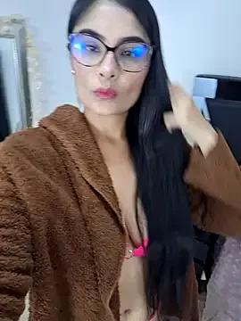 Unleash your urge for fetish cams livestreamers with our pick of steaming hot models, versed in the art of seduction and indulgence.