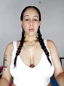 lakirared from StripChat is Freechat