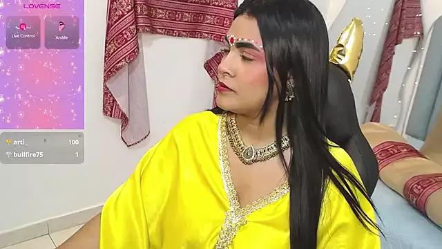 Unleash your urge for fetish cams livestreamers with our pick of steaming hot models, versed in the art of seduction and indulgence.