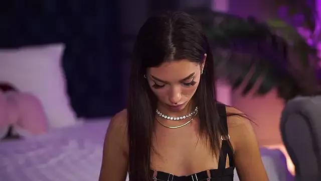 Unleash your urge for fetish cams livestreamers with our pick of steaming hot models, versed in the art of seduction and indulgence.