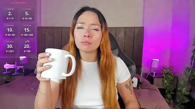 LanaMills_ from StripChat is Freechat