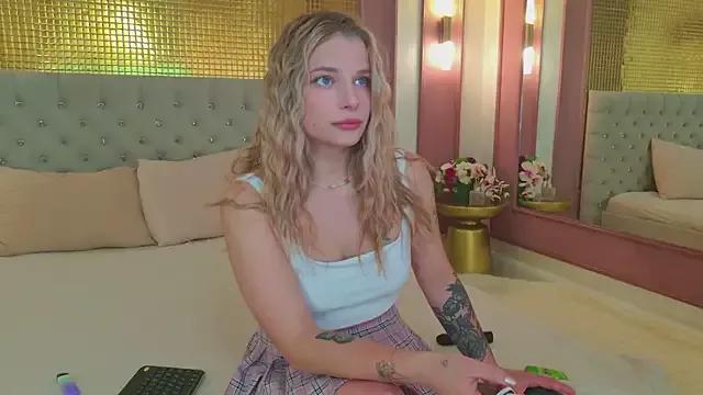 Unleash your urge for fetish cams livestreamers with our pick of steaming hot models, versed in the art of seduction and indulgence.