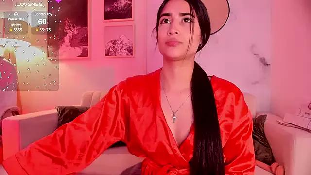 lara_madisson from StripChat is Freechat