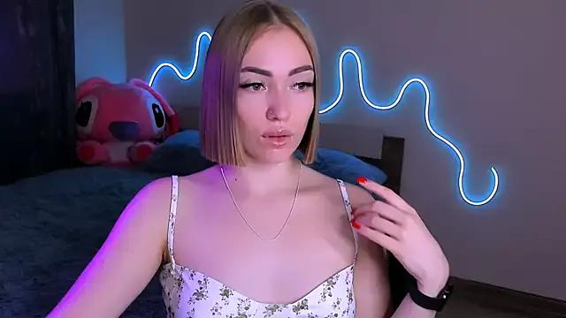 Unleash your urge for fetish cams livestreamers with our pick of steaming hot models, versed in the art of seduction and indulgence.