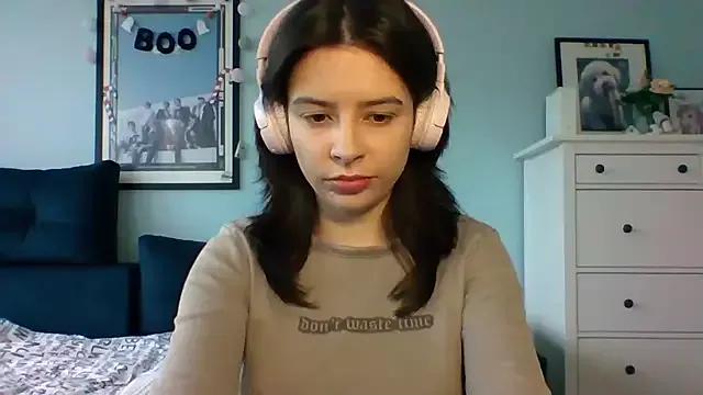 LariceSexy from StripChat is Freechat