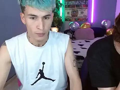 Unleash your urge for fetish cams livestreamers with our pick of steaming hot models, versed in the art of seduction and indulgence.