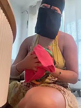 latinabhabi from StripChat is Freechat