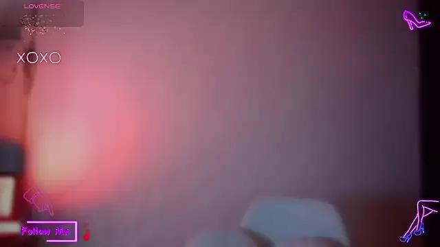 LauGrayJ from StripChat is Freechat