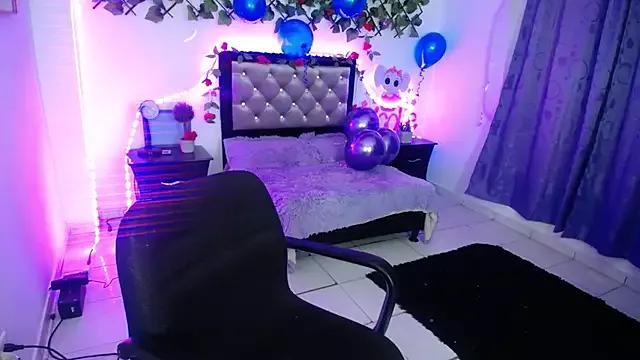 laura_evans1998 from StripChat is Freechat