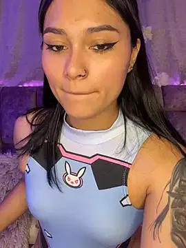 Unleash your urge for fetish cams livestreamers with our pick of steaming hot models, versed in the art of seduction and indulgence.