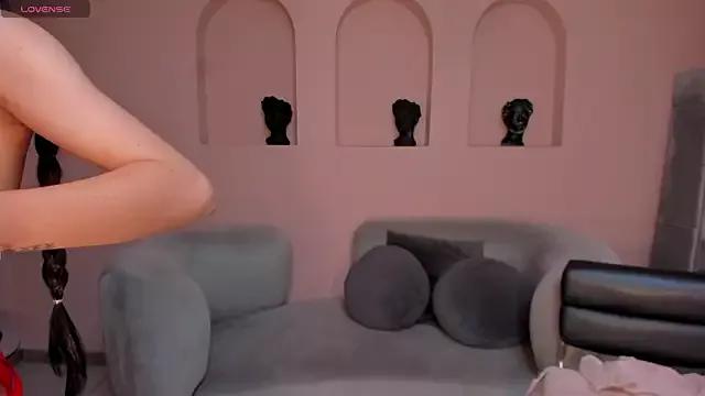 LaurentConnor from StripChat is Freechat