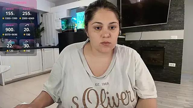 Layla- from StripChat is Freechat