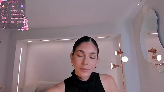 LaylaCutler from StripChat is Freechat
