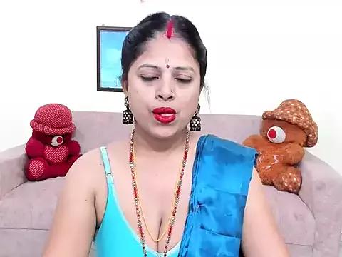 leahgotiii from StripChat is Freechat