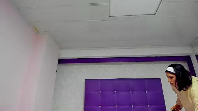 Unleash your urge for fetish cams livestreamers with our pick of steaming hot models, versed in the art of seduction and indulgence.