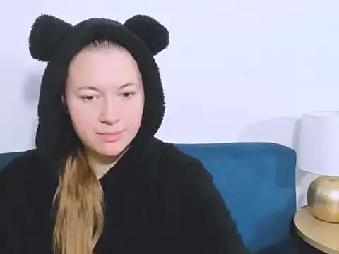 LeaNaughty from StripChat is Freechat