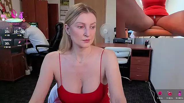 legsLONG from StripChat is Freechat