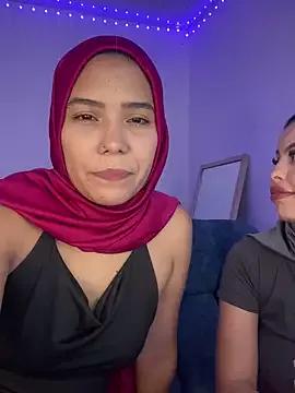 Unleash your urge for fetish cams livestreamers with our pick of steaming hot models, versed in the art of seduction and indulgence.