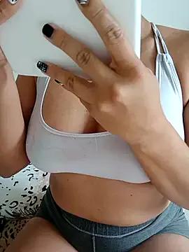 Unleash your urge for fetish cams livestreamers with our pick of steaming hot models, versed in the art of seduction and indulgence.