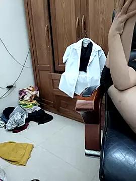 Unleash your urge for fetish cams livestreamers with our pick of steaming hot models, versed in the art of seduction and indulgence.