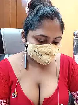 LenaPaul46 from StripChat is Freechat