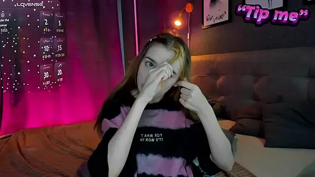 Unleash your urge for fetish cams livestreamers with our pick of steaming hot models, versed in the art of seduction and indulgence.