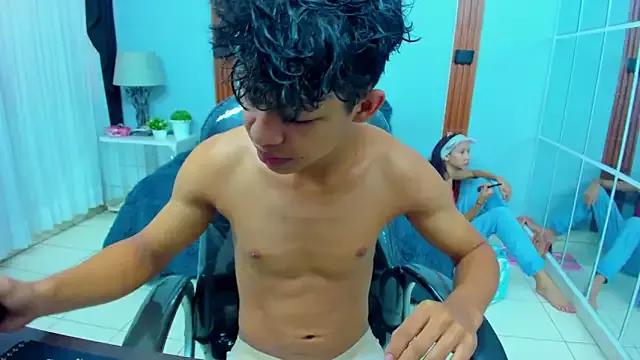 leslieanddrako from StripChat is Freechat