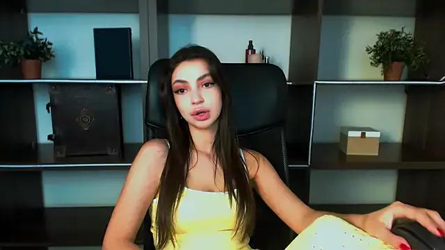 Unleash your urge for fetish cams livestreamers with our pick of steaming hot models, versed in the art of seduction and indulgence.