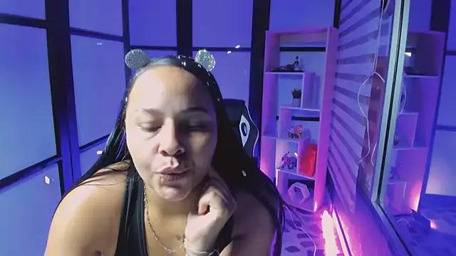lexieCollins from StripChat is Freechat