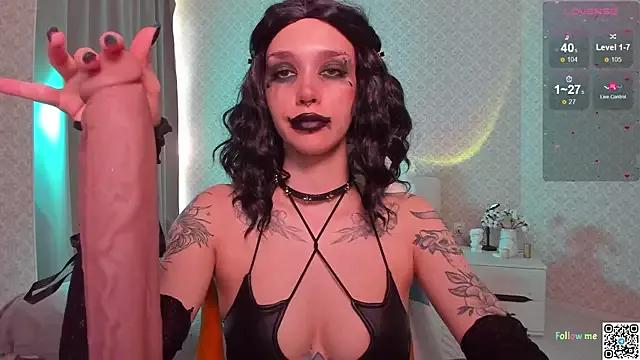 LeylaNoiry from StripChat is Freechat