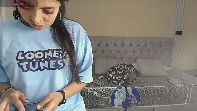 Unleash your urge for fetish cams livestreamers with our pick of steaming hot models, versed in the art of seduction and indulgence.