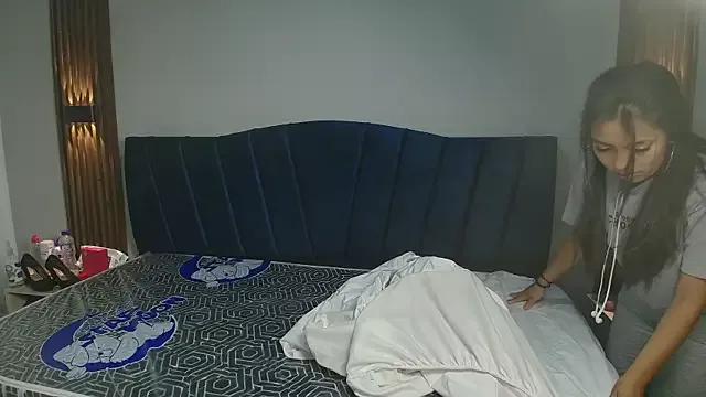 Unleash your urge for fetish cams livestreamers with our pick of steaming hot models, versed in the art of seduction and indulgence.