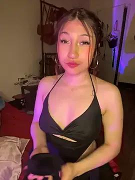 liin_rose from StripChat is Freechat