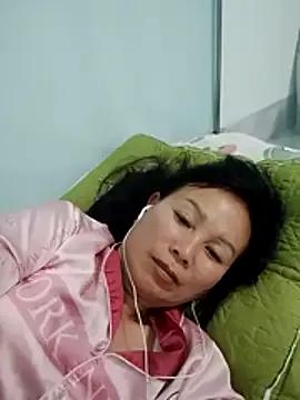 Lili-123k from StripChat is Freechat