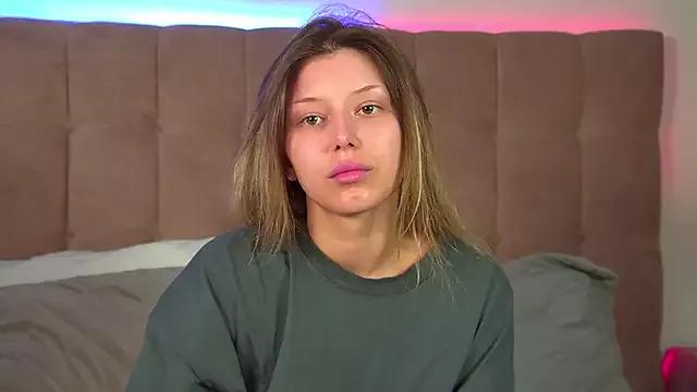 LiliaBianka from StripChat is Freechat