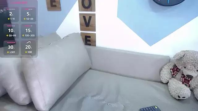 Unleash your urge for fetish cams livestreamers with our pick of steaming hot models, versed in the art of seduction and indulgence.