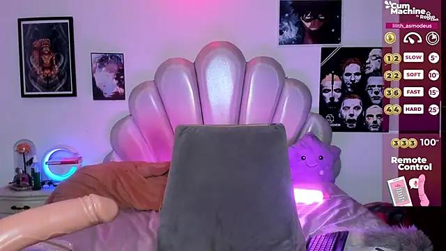 Unleash your urge for fetish cams livestreamers with our pick of steaming hot models, versed in the art of seduction and indulgence.