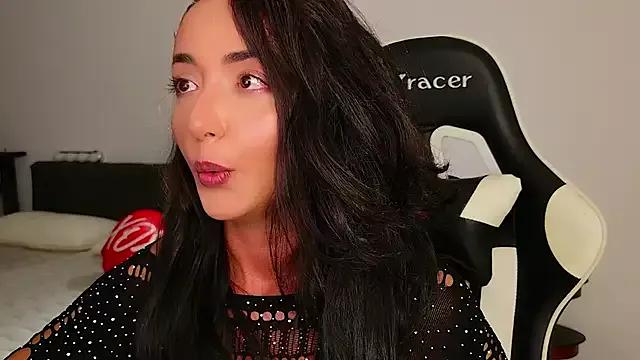 Unleash your urge for fetish cams livestreamers with our pick of steaming hot models, versed in the art of seduction and indulgence.