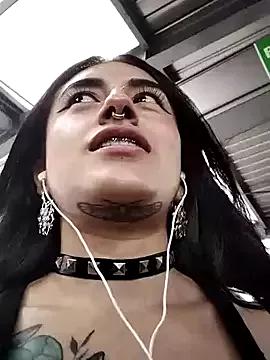 Unleash your urge for fetish cams livestreamers with our pick of steaming hot models, versed in the art of seduction and indulgence.