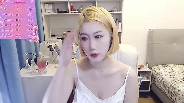 liliya_x from StripChat is Freechat