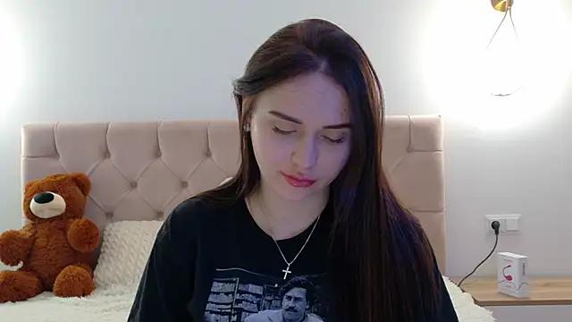 Unleash your urge for fetish cams livestreamers with our pick of steaming hot models, versed in the art of seduction and indulgence.