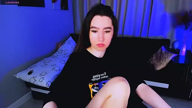 Lily_xBabe from StripChat is Freechat