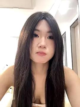 lilyxye77 from StripChat is Freechat