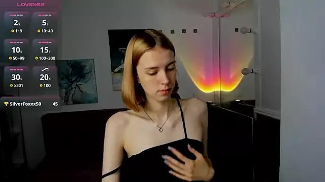 Unleash your urge for fetish cams livestreamers with our pick of steaming hot models, versed in the art of seduction and indulgence.