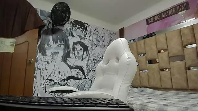 Unleash your urge for fetish cams livestreamers with our pick of steaming hot models, versed in the art of seduction and indulgence.