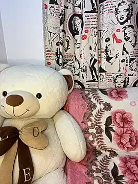 Unleash your urge for fetish cams livestreamers with our pick of steaming hot models, versed in the art of seduction and indulgence.